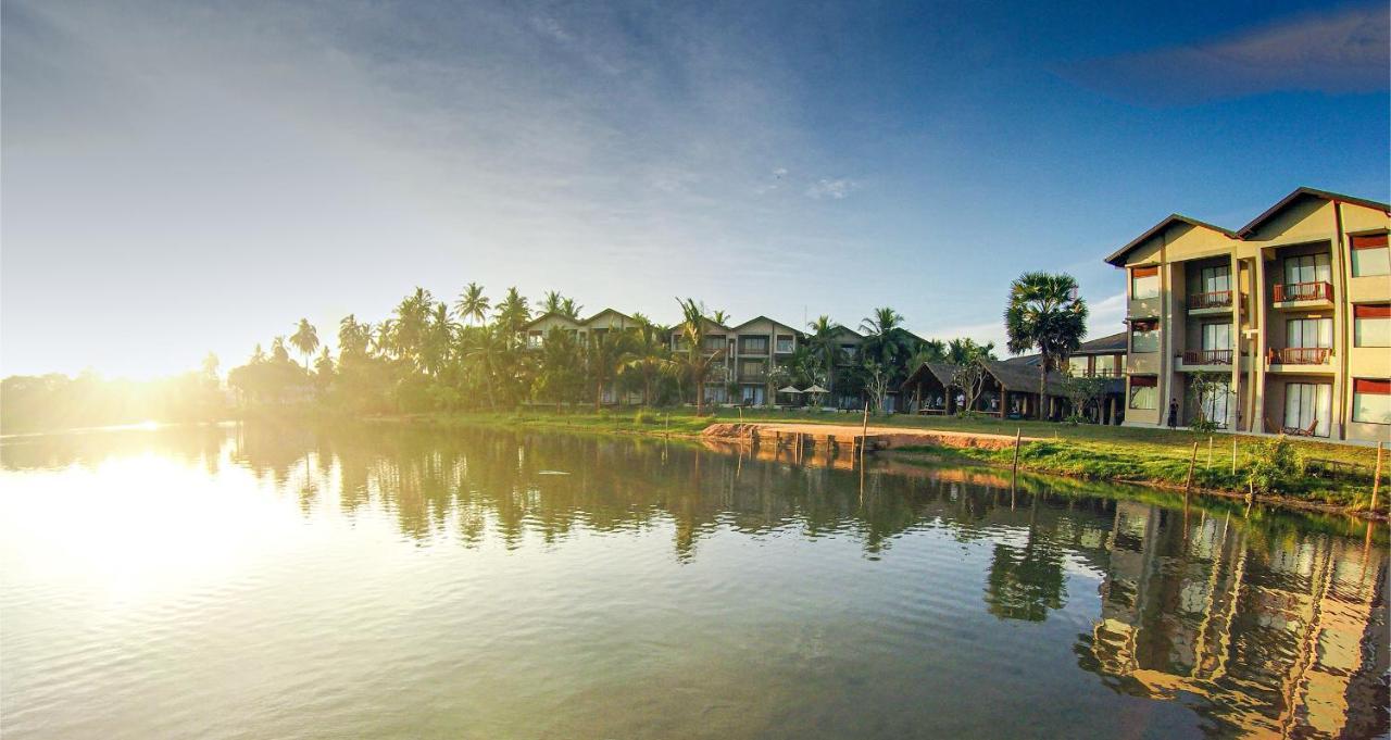 Amaranthe Bay Resort & Spa Triquinimale Exterior foto