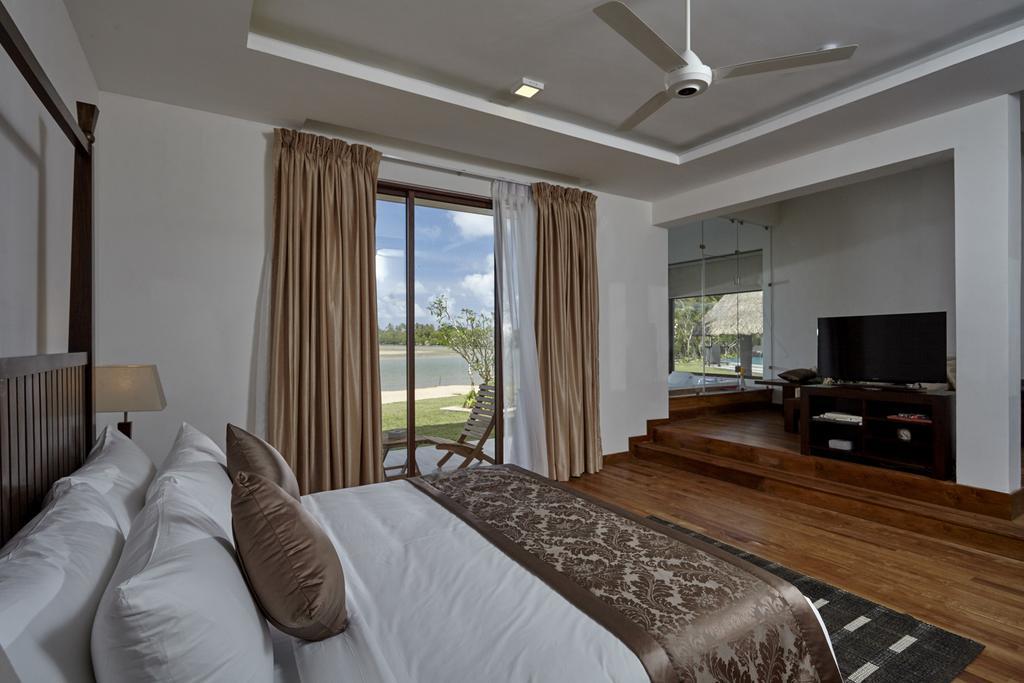Amaranthe Bay Resort & Spa Triquinimale Quarto foto