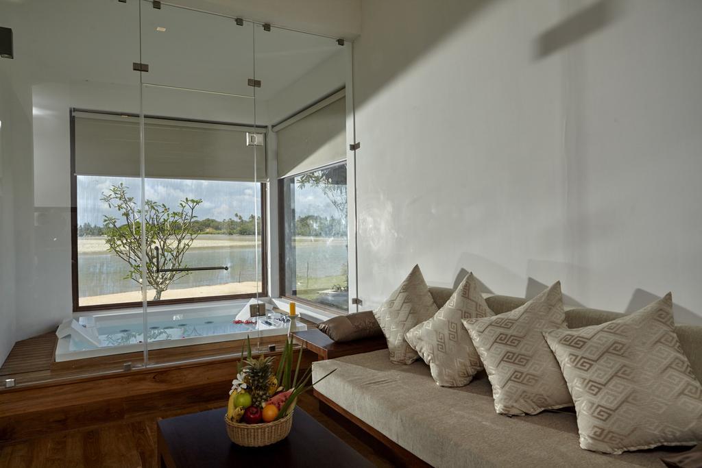 Amaranthe Bay Resort & Spa Triquinimale Quarto foto