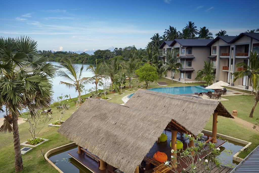 Amaranthe Bay Resort & Spa Triquinimale Exterior foto